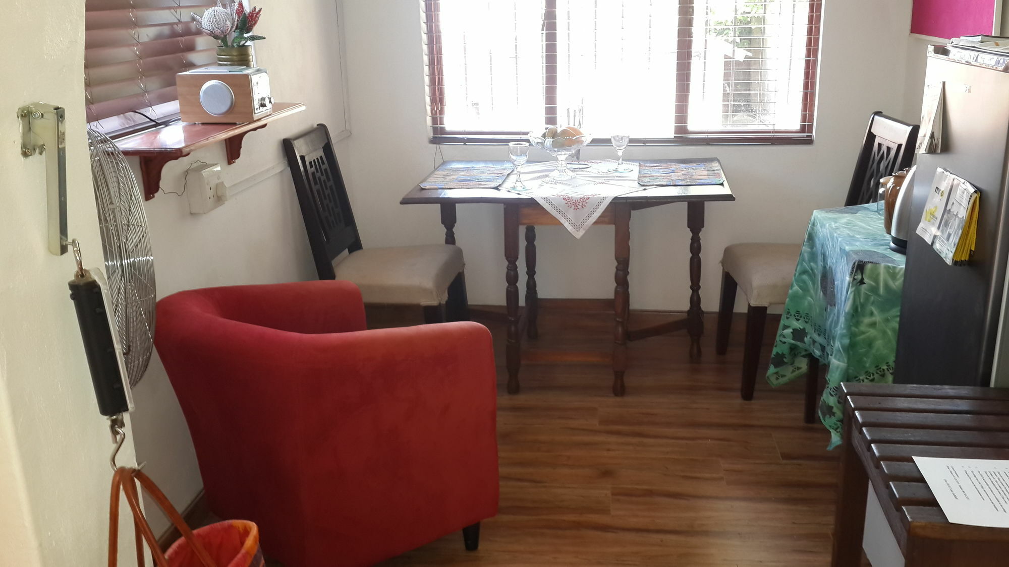 Monica'S Cottage ヨハネスブルグ エクステリア 写真